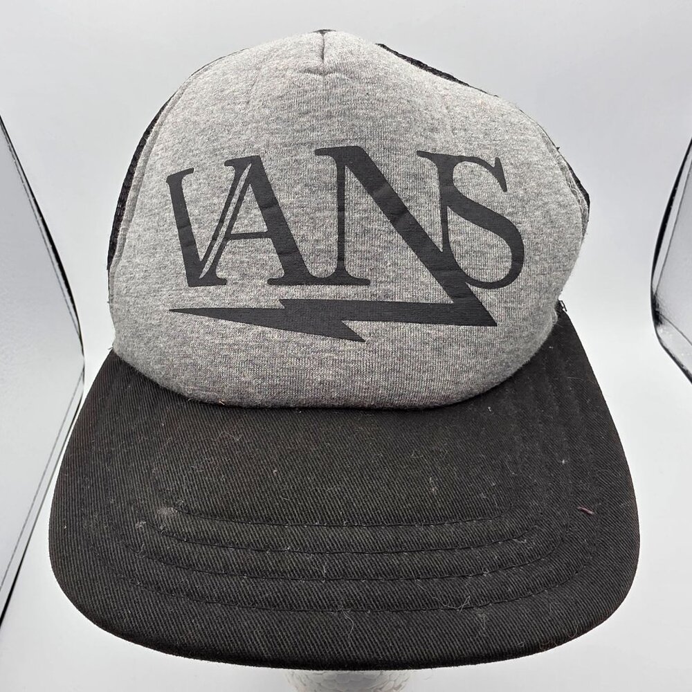 Vans Gray Black Trucker Snapback Logo Hat Mesh Back Casual Outdoors Travel